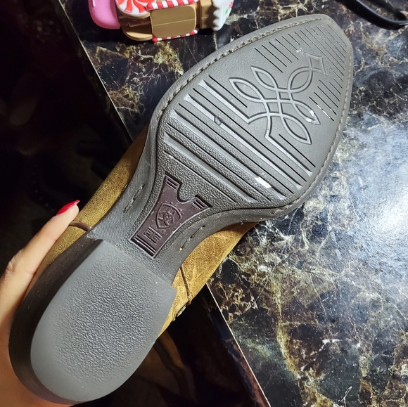 Ariat knee high western boots, rare! - Picture 5 of 5